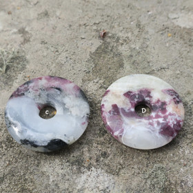 Riipus eudialyytti donitsi