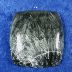 Kapussi serafiniitti klinokloori suorakaide KL22