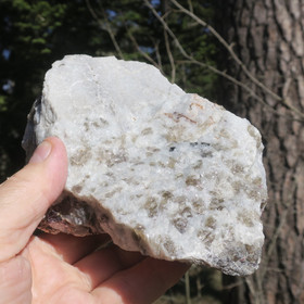 Pegmatiitti rubelliitti ym 1383g Haapaluoma Hi68T2