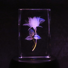 Kristallikuutio 6cm ruusu