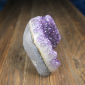 Ametistigeodi  375g reunat hiottu AMG375