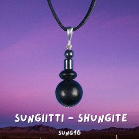 Sungiitti ja hematiitti riipus SUNG16