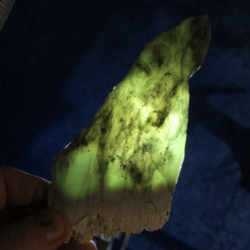 Jaloserpentiini siivu 144g 180x75x7mm S55