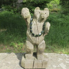 Kaulahelmet nefriitti  54cm, kulmikkaat palat, hopealukko