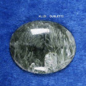 Kapussi serafiniitti klinokloori ovaali dubletti KL1D