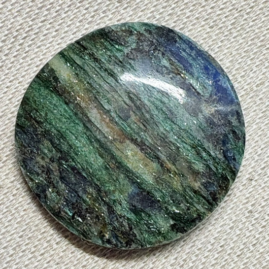 Kapussi fuksiitti 47x48x11mm reuna suora 3mm