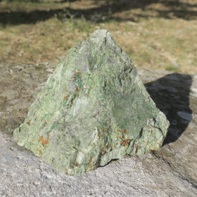 Kromidiopsidi raakakiviä 5kg erissä, tukkuhintaan. Outokumpu Suomi