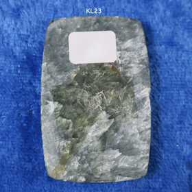 Kapussi serafiniitti klinokloori suorakaide KL23