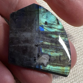 Spektroliitti kapussi. Ylämaa KSP22