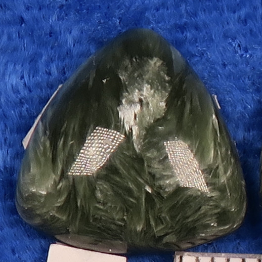 Kapussi klinokloori serofinit, vihreä kolmio 15mm 