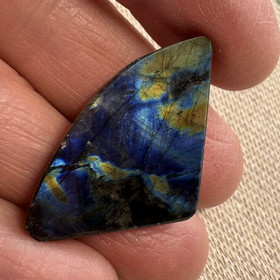 Spektroliitti kapussi. Ylämaa KSP29