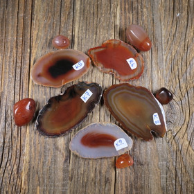 Akaattilevy ja rumpuhiottu karneoli setti. Valitse K1-K9