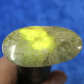 Apatiitti hiottu taskukivi nro3 