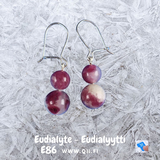 Korvakorut eudialyytti E86