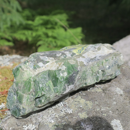 Kromidiopsidi 980g  Outokumpu Suomi Hi52Q