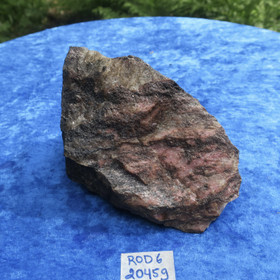 Rodoniitti 2045g raakakivi, keräilykivi. Vittinki Suomi ROD6