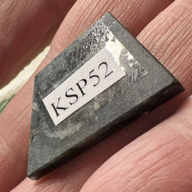 Spektroliitti kapussi. Ylämaa KSP52