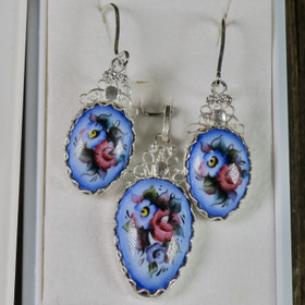 Korusetti  filigraani emalikorut korvakorut ja riipus, kukat 