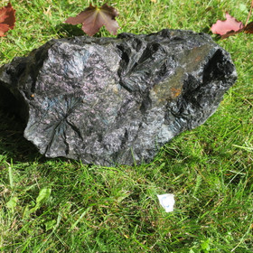 Nuummiitti raaka 16,2kg Perniö Suomi Hi133c