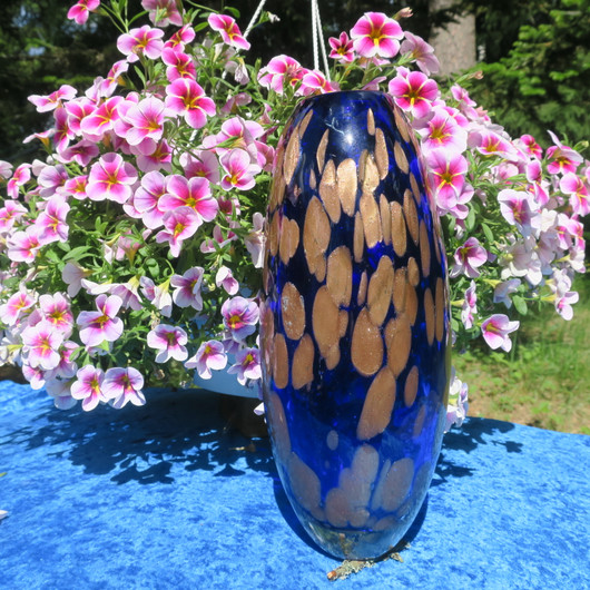 Maljakko 31cm, koboltinsininen käsinpuhallettua lasia ja lehtikultaa