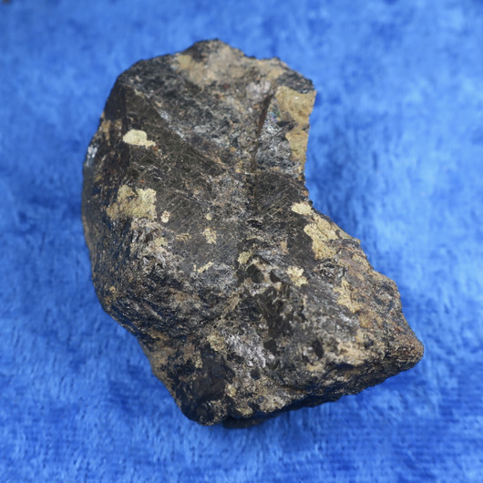 Magnetiitti raakakivi 97g 53x30x25mm. Suomi nro Hi41D