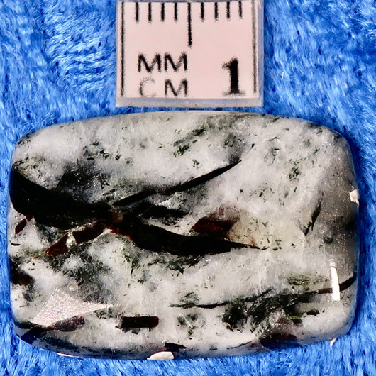 Kapussi astrofylliitti 19x27mm suorakaide cabochon