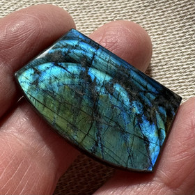 Spektroliitti kapussi. Ylämaa KSP39