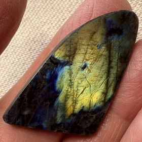 Spektroliitti kapussi. Ylämaa KSP44