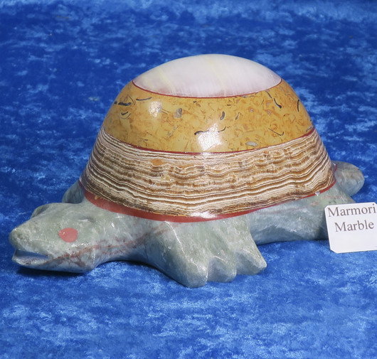 Kiviveistos kilpikonna marmori 1,14kg kivieläin. Marokko