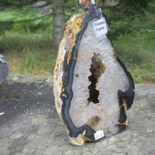 Akaattigeodi iso 3,8kg nro 61G