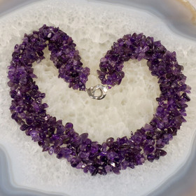 Helmet ametisti, leveä malli, pituus 45cm