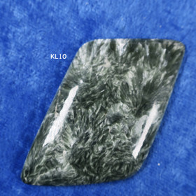 Kapussi serafiniitti klinokloori vinoneliö KL10