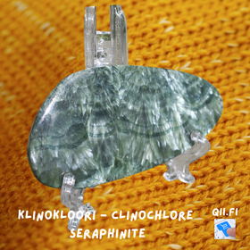 Klinokloori kookas taskukivi