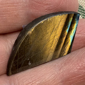 Spektroliitti kapussi. Ylämaa KSP24