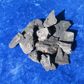 Mustaliuske ja pyriitti Suomi Hi180. Valitse koko 1-30g