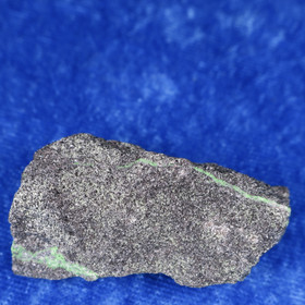 Uvaroviitti raaka 35g 15x25x40mm Outokumpu Suomi Hi87L