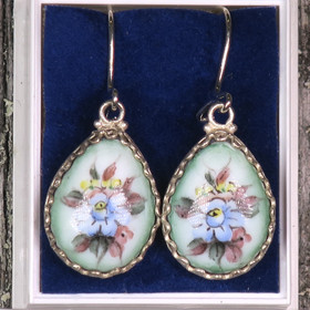 Korvakorut filigraani emalikoru, kukat CL8