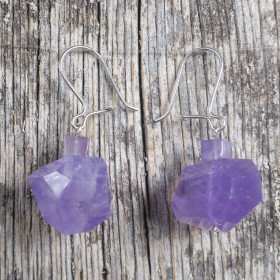 Korvakorut ametisti kulmikas ILONA B