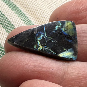 Spektroliitti kapussi. Ylämaa KSP76