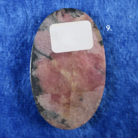 Kapussi rodoniitti ovaali cabochon nro9