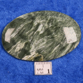 Kapussi Klinokloori Serofinit, iso vihreä 33x51mm cabochon