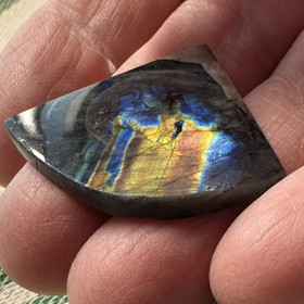 Spektroliitti kapussi. Ylämaa KSP63