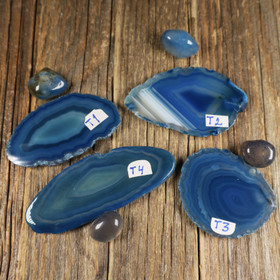 Akaattilevy ja rumpuhiottu sinivihreä akaatti setti T1-T8. Valitse