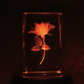 Kristallikuutio 6cm ruusu