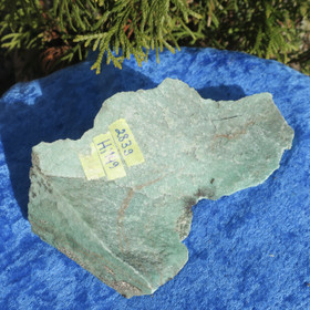 Aventuriini vihreä raaka  283g  Luosto Suomi Hi149D