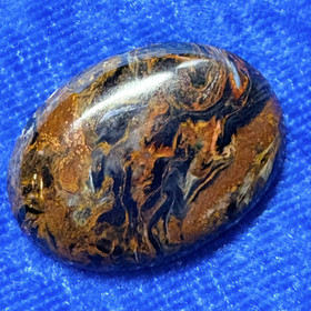Kapussi pietersiitti cabochon w23