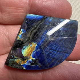 Spektroliitti kapussi. Ylämaa KSP20