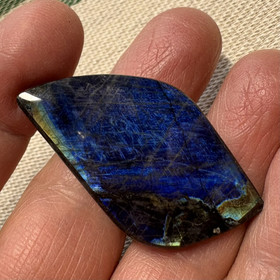 Spektroliitti kapussi. Ylämaa KSP45