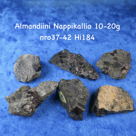 Almandiini granaatti raaka 10-20g nro37-42 Nappikallio Hi184 Valitse