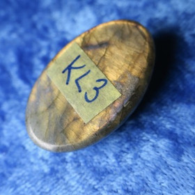 Labradoriitti kapussi 32x21x11mm KL3